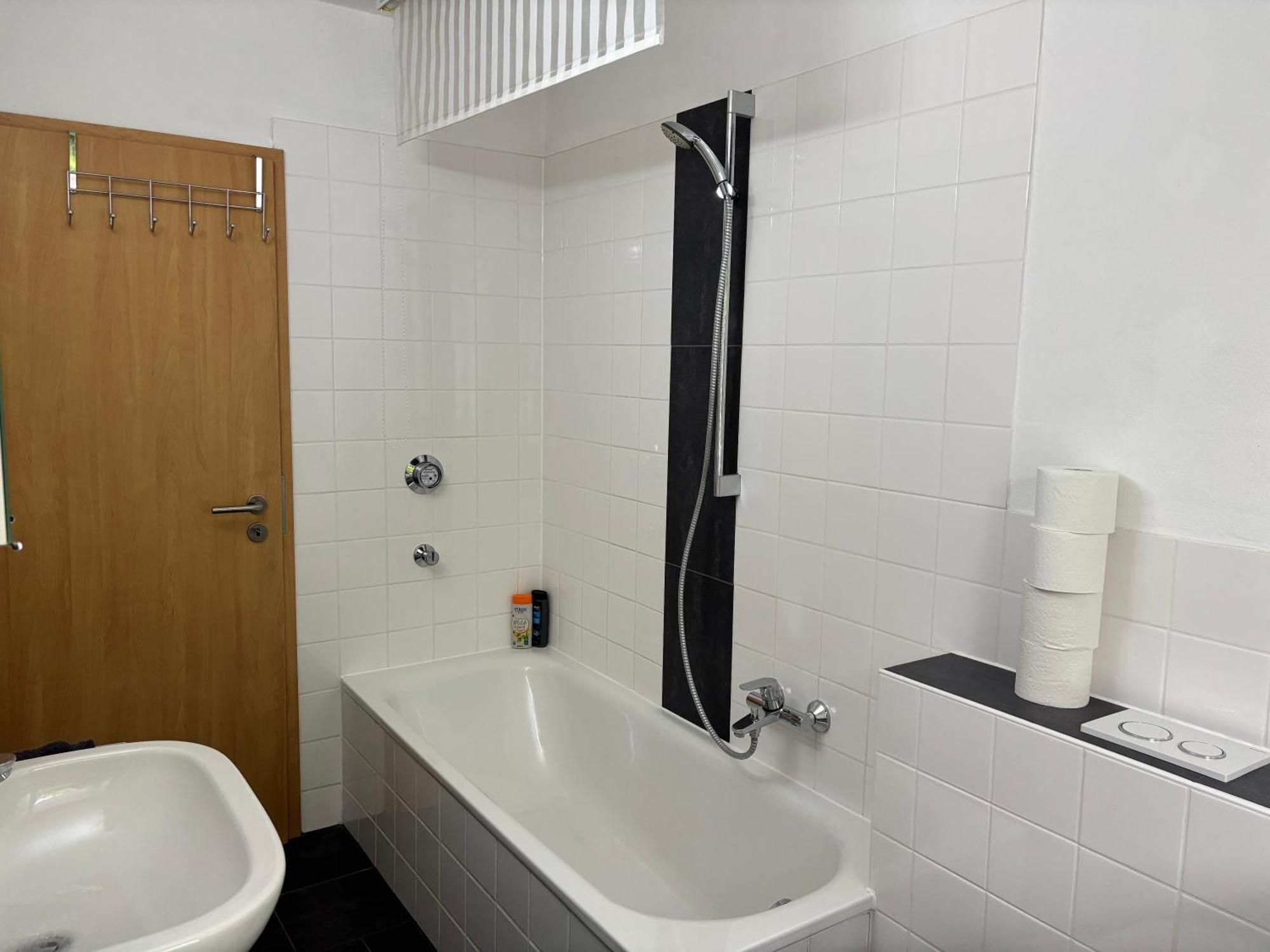 Cityloft Kassel 2 - Zentrale Unterkunft - Balkon - Netflix - Parkplatz Luaran gambar